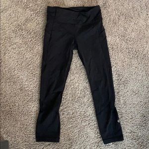 Black Lulu lemon leggings